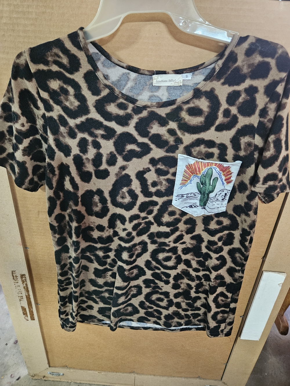 Leopard Print Short Sleeve Tee with Cactus Pocket